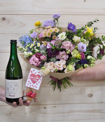 Sesongens bukett m/Blom og sjokolade